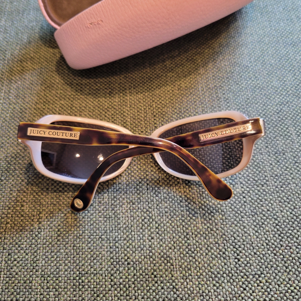Women's Juicy Couture American Princess Sunglasses And Case - Picture 2 of 10